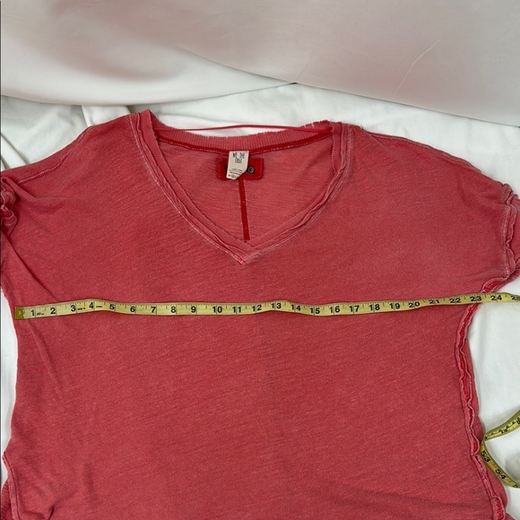 We the Free Soft Pink Relaxed V-Neck Short Sleeve Tee Size XS - Picture 8 of 10